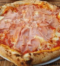 Világosi Étterem & Pizzéria