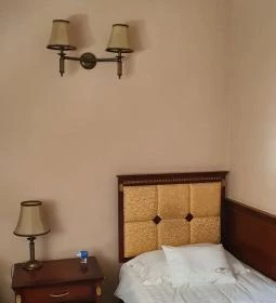 Villa Hotel & Krúdy Étterem