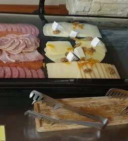 Villa Hotel & Krúdy Étterem