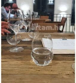 Villa Pátzay Borhotel Étterme