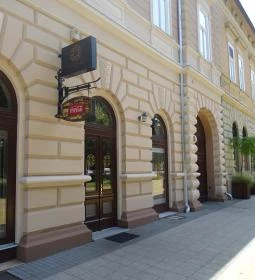 Vincent Bar & Pastry