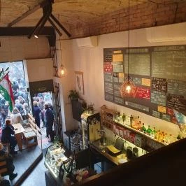 Vinikli, Budapest - Egyéb