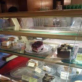 Virág Cukrászda & Kávéház, Szeged - Étel/ital