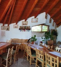 Virágoskúti Rózsakert Biocsárda