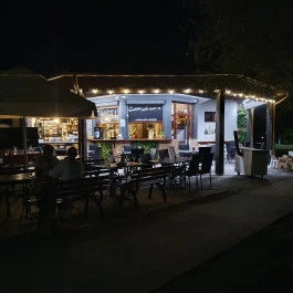 Vitorlás Bisztró, Balatonfenyves - Külső kép