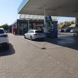 Viva Café - OMV, Szolnok - Külső kép