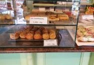 Vörös-Szekfű Cukrászda & Étterem-Pizzéria Deszk Vörös-Szekfű Cukrászda & Étterem-Pizzéria Deszk