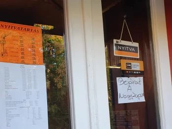 Western Söröző Tiszafüred