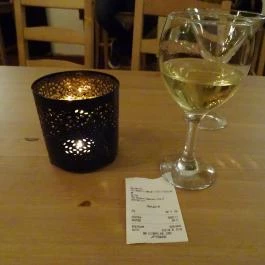 Whiskers Cat Pub, Budapest - Étel/ital