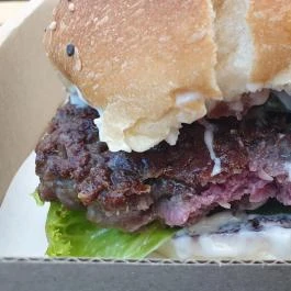 Wolf Burger, Szigethalom - Egyéb