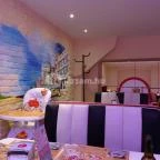 WOW American Retro Diner Budapest - Belső