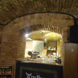 Wunder Sörművek, Budapest - Belső