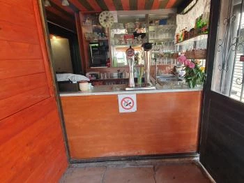 X Büfé Balatonakarattya