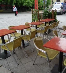 Yun Yun Kínai Étterem