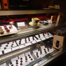 Zangio, Budapest - Belső