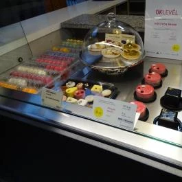 Zazzi Cukrászda Budapest - Étel/ital