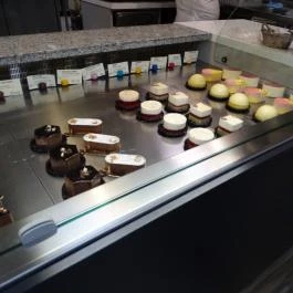 Zazzi Cukrászda Budapest - Étel/ital