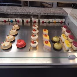 Zazzi Cukrászda Budapest - Étel/ital