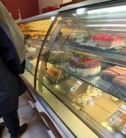 Zefír Cukrászda - Kossuth utca