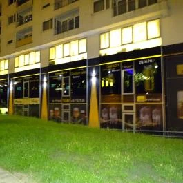 Zip’s Brewhouse Miskolc - Külső kép