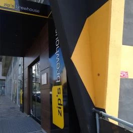 Zip’s Brewhouse Miskolc - Külső kép