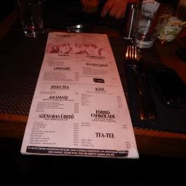 Zizi Bubbles & Tapas, Budapest - Étlap/itallap