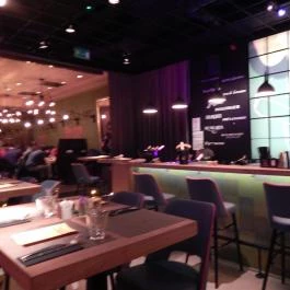 Zizi Bubbles & Tapas, Budapest - Belső