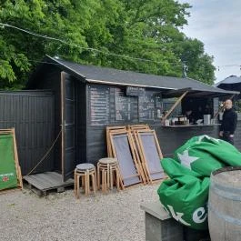 Zsigmond Terasz & Pince Tata - Egyéb