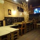 Zsíros Kenyér Pub & Gastro Yard Budaörs - Belső