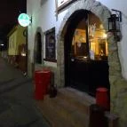 Zsíros Kenyér Pub & Gastro Yard Budaörs - Külső kép