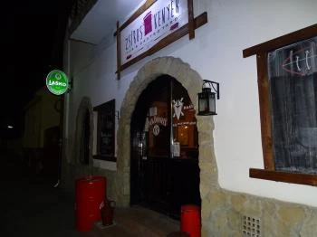 Zsíros Kenyér Pub & Gastro Yard Budaörs