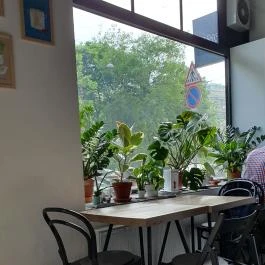 Zsivány, Budapest - Belső