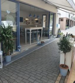 Zsúr Café & Fagylaltozó