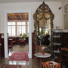 Auguszt Pavilon, Budapest - Belső