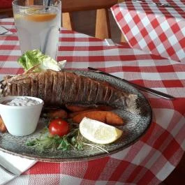 Egri Korona Borház & Wellness Hotel étterme, Demjén - Étel/ital