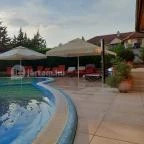 Hotel Mayer Superior Alsóörs - Medence/kert