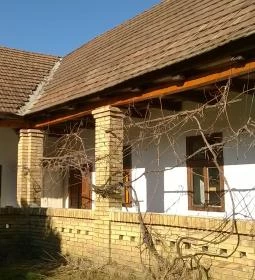 Almásliget Vendégház