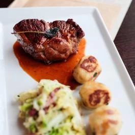 Végállomás Bistro & Wine Miskolc - Étel/ital