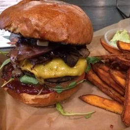 KISPIPA BAR & FOOD, Budapest - Étel/ital