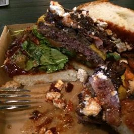 KISPIPA BAR & FOOD, Budapest - Étel/ital