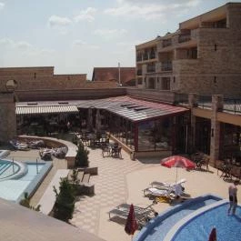 Hotel Kapitány Superior Wellness Sümeg - Medence/kert