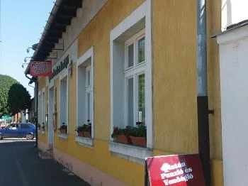 4-es Vendéglő Mórahalom