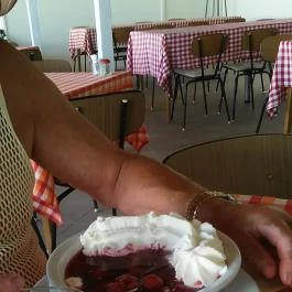 4-es Vendéglő, Mórahalom - Étel/ital