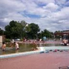 Parton Hotel Tiszakécske - Medence/kert