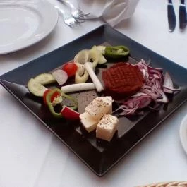 Aranykorona Vendéglő és Hotel , Solymár - Étel/ital