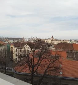 Aranybástya Étterem