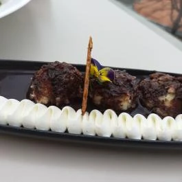 Aranybástya Étterem, Budapest - Egyéb