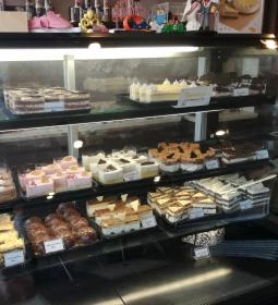 Édes-Gyömbér Cukrászda