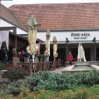 Étkek Háza (Palotaház) Visegrád - Külső kép