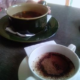 Fióka, Budapest - Étel/ital